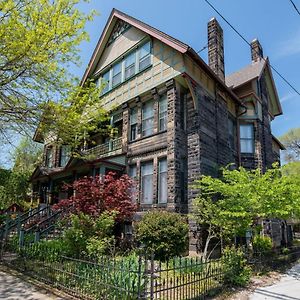 Stone Gables Inn